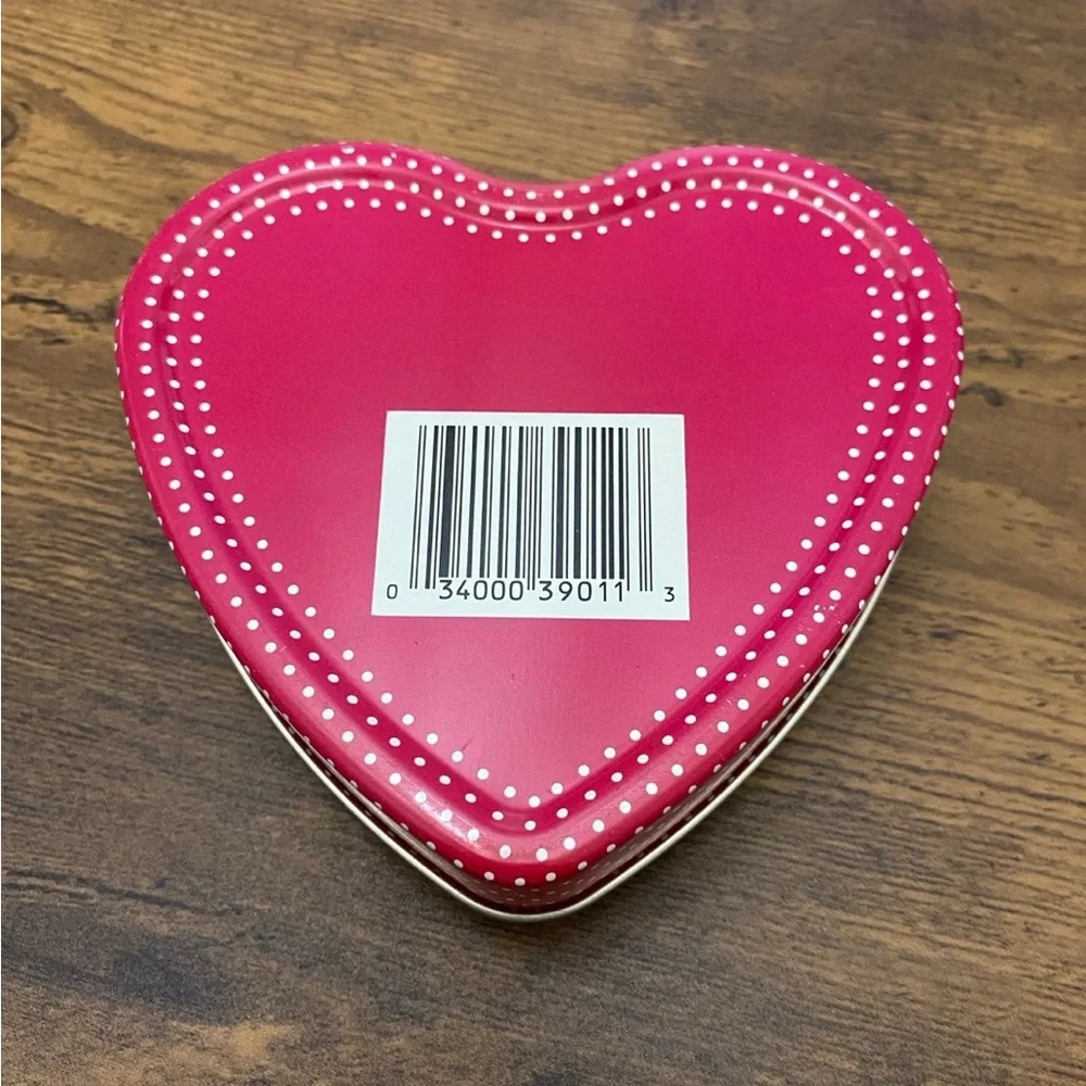 Hershey's Milk Chocolate Kisses Collectible Tin